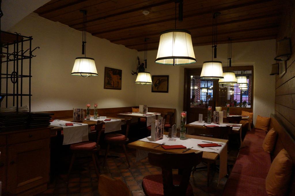 Hotel Happ Innsbruck Bagian luar foto